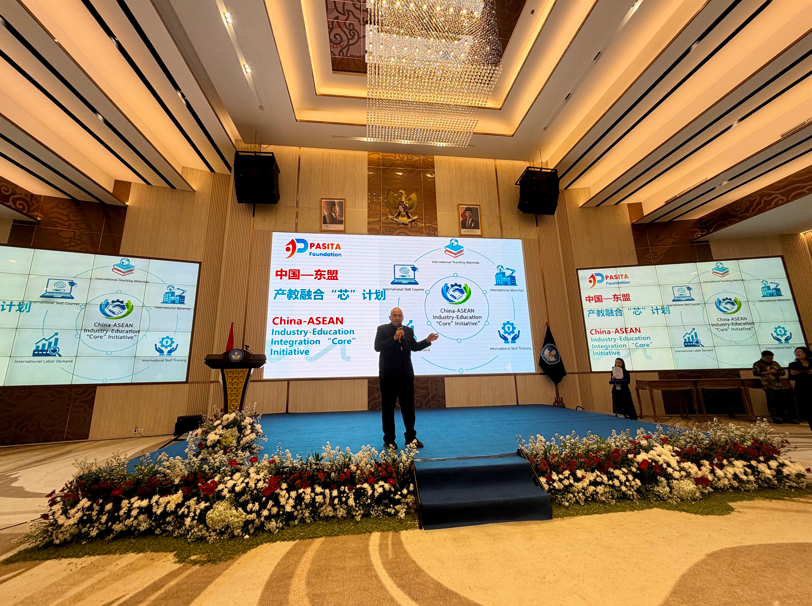 1761192758315392.jpg QQ20251023-105417.jpg