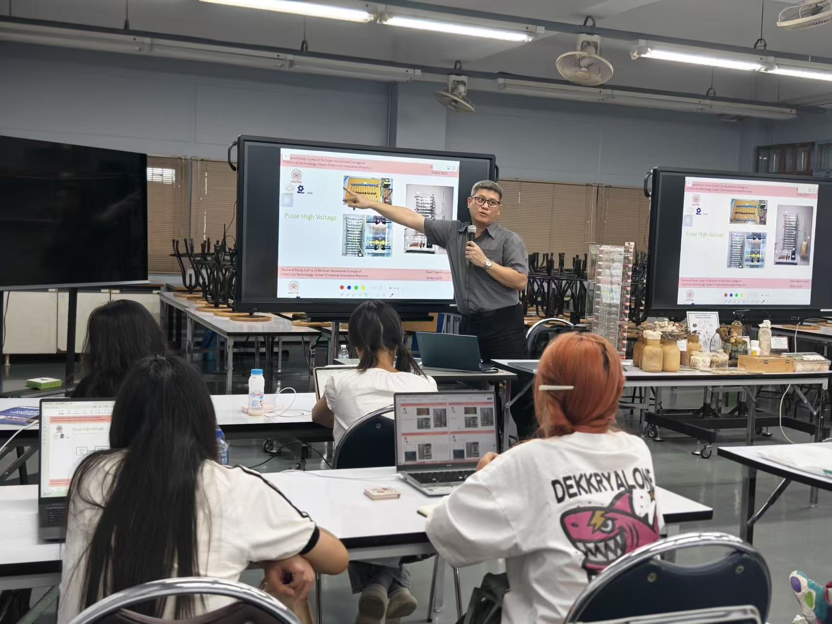 1767075670457734.jpg 97c8486a17bb38fdbb96d203d546eea6.jpg